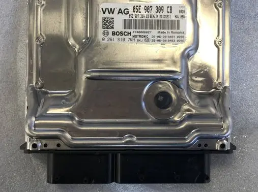 Audi Q2 - Engine control unit/module ECU 05E907309CB 0261S1075H