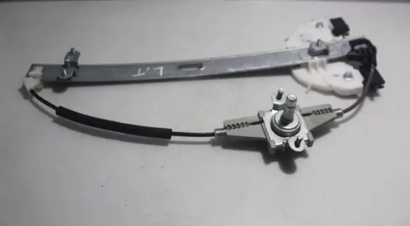 KIA Rio Rear window lifting mechanism without motor