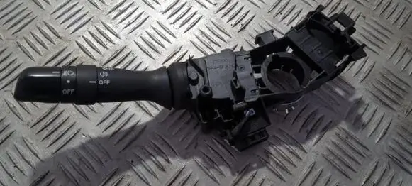 Toyota RAV 4 (XA30) Indicator stalk 17f100