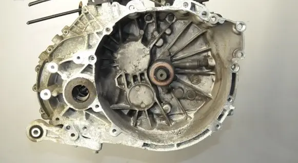 Volvo V40 Manual 6 speed gearbox FU1R7002AEC