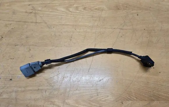 Volkswagen Caddy Camshaft position sensor 03G906433 ABE03G906433