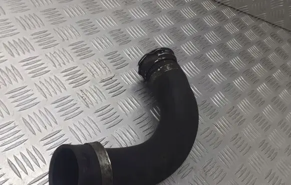 Toyota Avensis T250 Intercooler hose/pipe