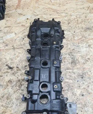 Jeep Grand Cherokee Rocker cam cover 04893802AE