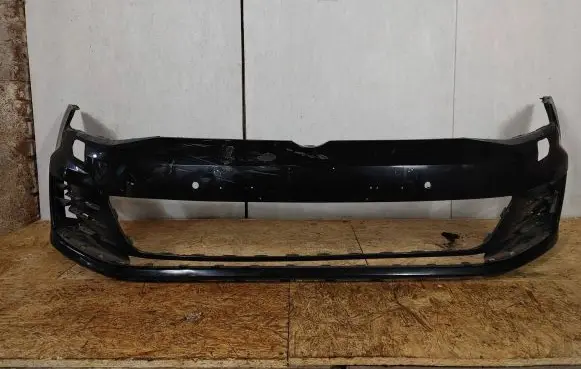 Volkswagen Golf VII Front bumper 5G0807221