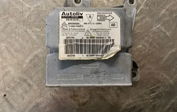 Citroen C5 Airbag control unit/module 608990300