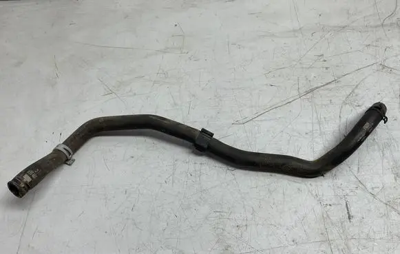 Opel Insignia B Engine coolant pipe/hose 39144370 422346486
