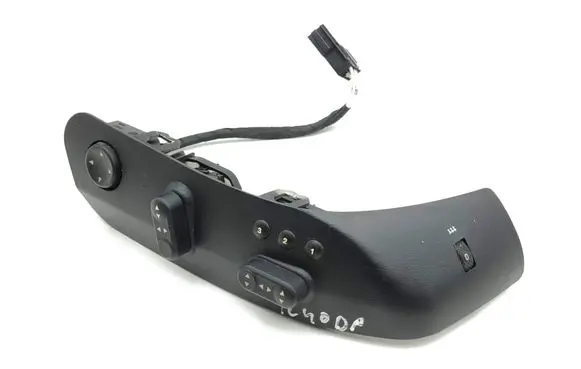 Maserati Quattroporte Seat control switch 