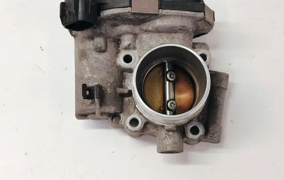 Opel Ampera Throttle valve 55562270
