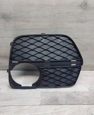 BMW X6 E71 Front bumper lower grill 7312605 105034