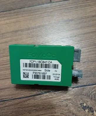 Ford Kuga I Antenna control unit 7CP1-18C847-DA