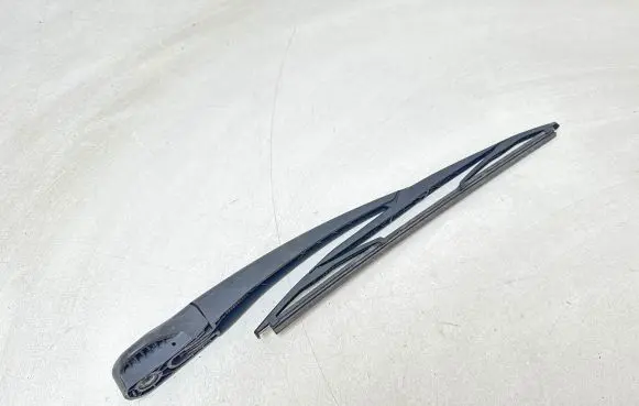 Citroen C4 I Rear wiper blade arm 60083 B587