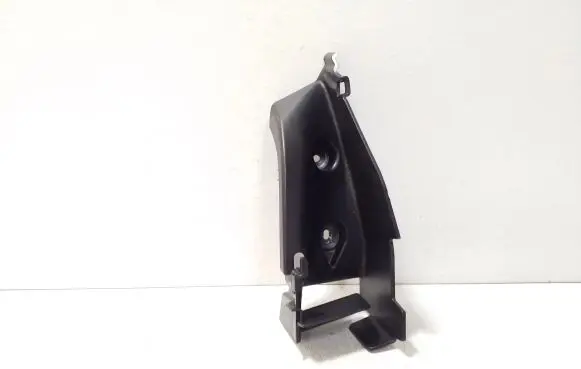 Land Rover Evoque I Seat belt trim BJ32613K36ABW