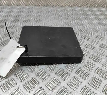 Suzuki SX4 S-Cross Battery box tray 3366076S00
