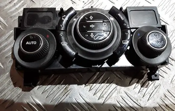 Citroen C3 Picasso Other switches/knobs/shifts 96711892
