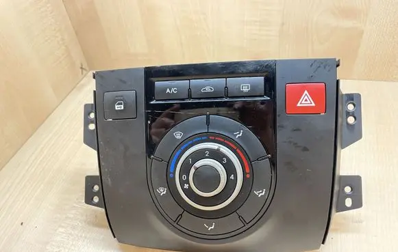 KIA Venga Climate control unit 972501P100 807A5038