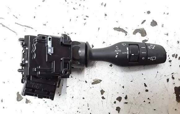 Lexus RX 450H Wiper switch 4823017j300