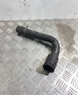 Volkswagen PASSAT B5 Engine coolant pipe/hose 8D0121101K