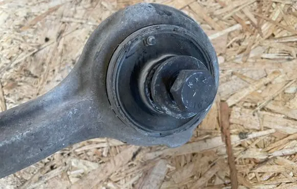 Mercedes-Benz C W203 Front control arm