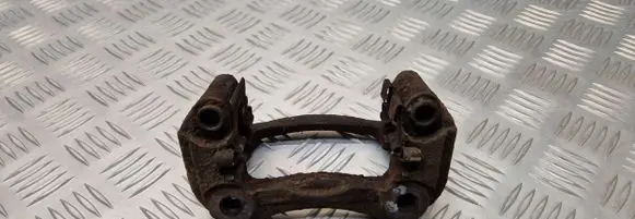Lexus RX 330 - 350 - 400H Brake caliper pad carrier rear 