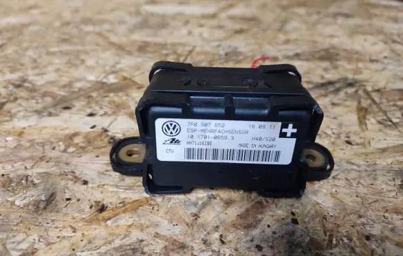 Volkswagen Touareg II ESP acceleration yaw rate sensor 7P0907652 10170106593