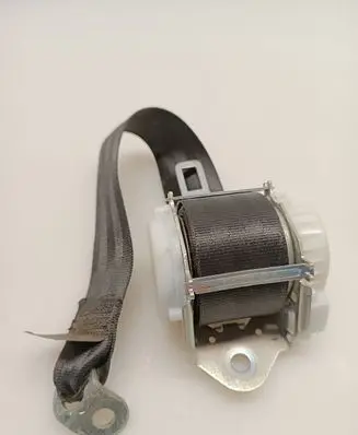 Audi A3 S3 8P Rear seatbelt 8P0857805 33054502