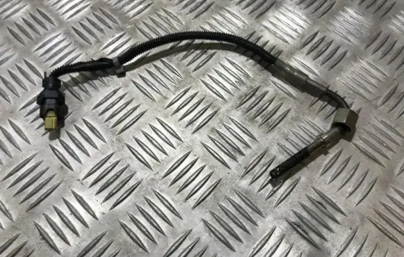 Mercedes-Benz ML W166 Exhaust gas temperature sensor a0009056904