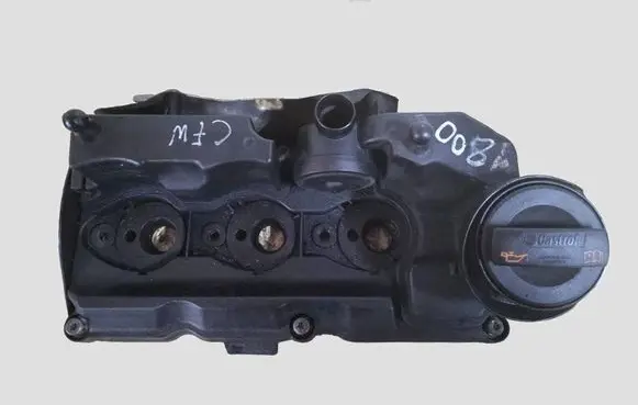 Volkswagen Polo V 6R Rocker cam cover 03P103469A