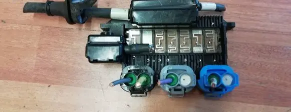 Citroen C8 Fuse module 1400550780