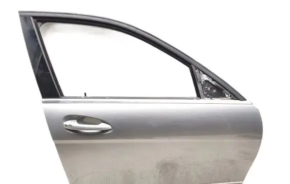 Mercedes-Benz C AMG W204 Front door 