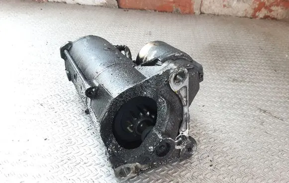 Mitsubishi Space Star Starter motor 8200064465