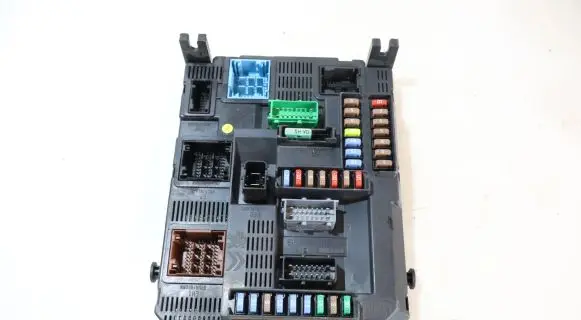 Citroen C4 Cactus Fuse box set