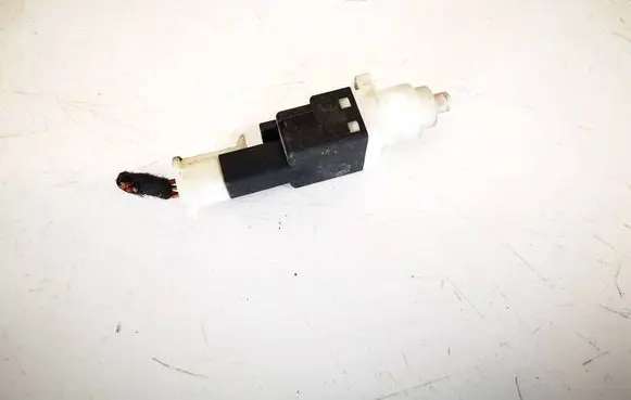 Alfa Romeo 147 Brake pedal sensor switch 46840510
