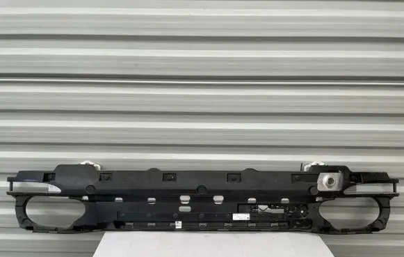 BMW 7 G11 G12 Rear bumper mounting bracket 7357142
