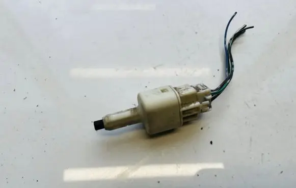 Toyota Avensis Verso Brake pedal sensor switch