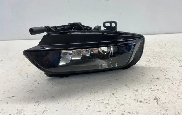 Audi A3 S3 8V Front fog light 8V0941700D 1NE01083212 0108321200101012