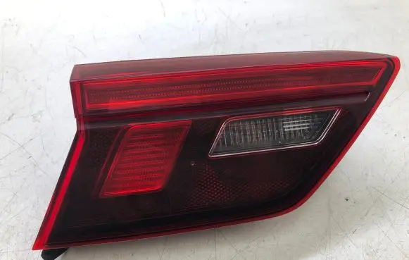 Volkswagen Tiguan Allspace Tailgate rear/tail lights 5NN945093