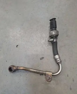 BMW 5 F10 F11 Exhaust gas pressure sensor 8507634 R8370