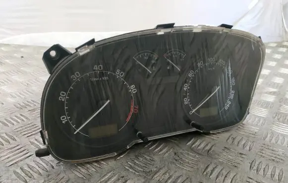 Skoda Octavia Mk1 (1U) Speedometer (instrument cluster) 1U0920800B