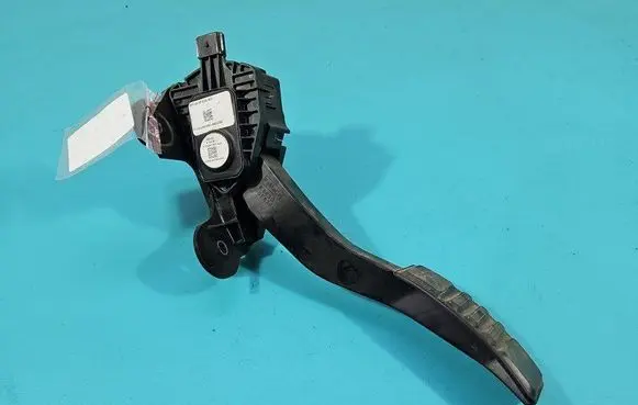 Ford Mustang V Accelerator throttle pedal BR3A-9F836-BD IMPRK1463444