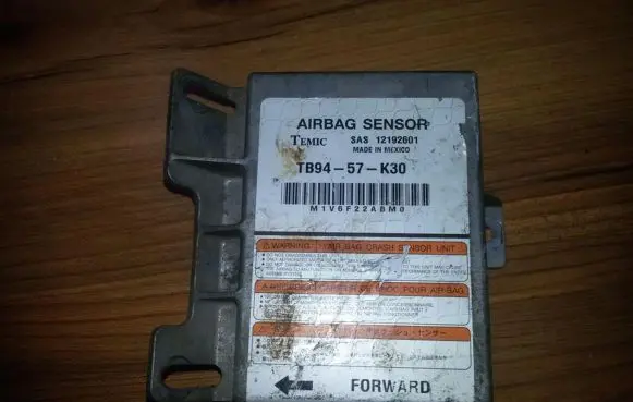 Mazda Xedos 9 Airbag control unit/module tb9457k30 12192601