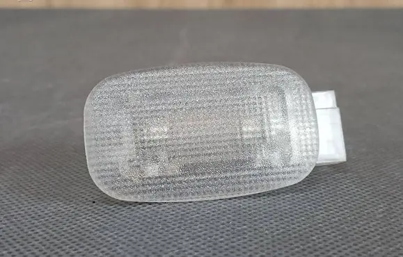 Mercedes-Benz CLK A209 C209 Front seat light A2098203301 2098203301