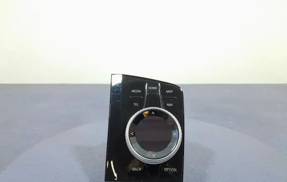BMW X6 M Head unit multimedia control 5A371C6