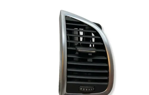 Audi Q7 4L Dashboard side air vent grill/cover trim 4L0820901