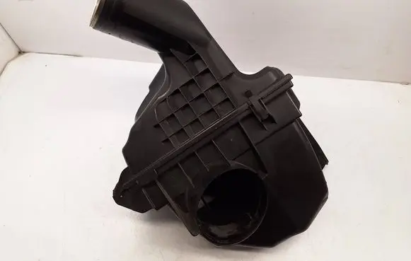 BMW 5 F10 F11 Air filter box 13717612014