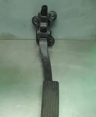 Mitsubishi i-MiEV Accelerator throttle pedal 1600A098 11061B 01880692404