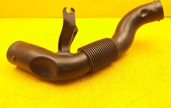 Citroen DS7 Crossback Air intake duct part 9820138980