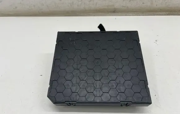 Skoda Octavia Mk4 Comfort/convenience module 5WA937086Q
