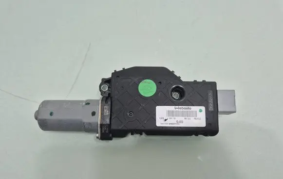 Alfa Romeo Stelvio Sunroof motor/actuator 081731171D