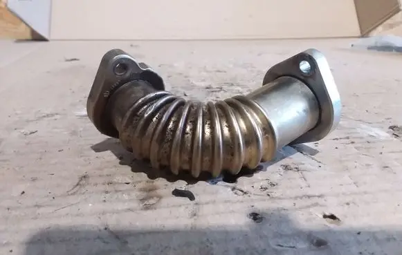 Audi A5 8T 8F EGR valve line/pipe/hose 059131525