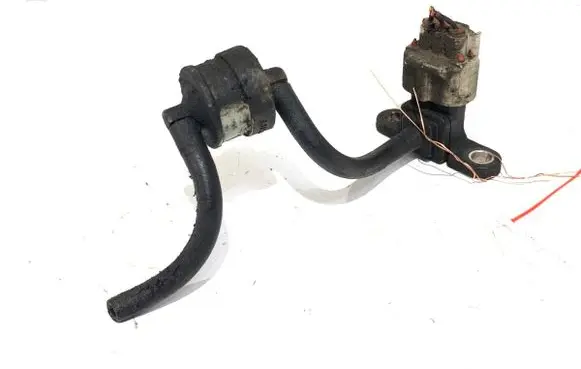 Toyota Corolla E120 E130 Fuel pressure regulator 7800-3H21